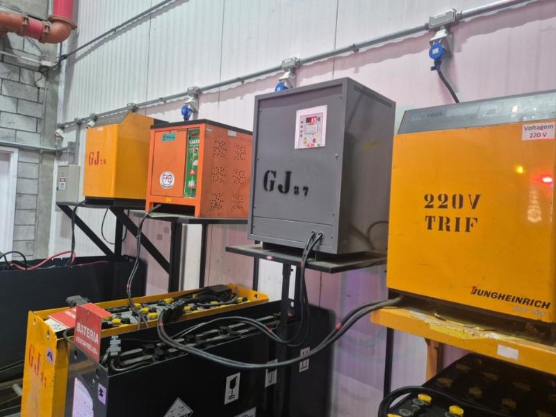 Instalação de Circuitos Elétricos para Carregamento de Baterias Tracionárias